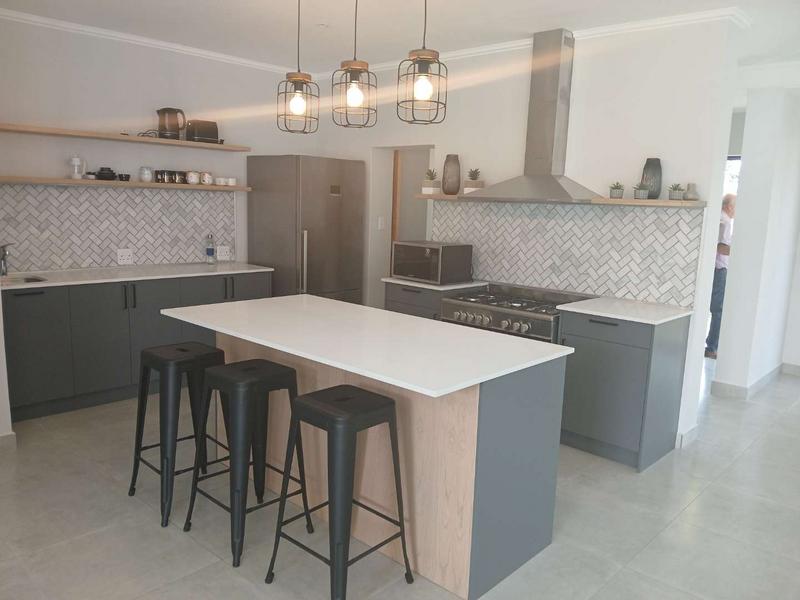 3 Bedroom Property for Sale in Stilbaai Wes Western Cape
